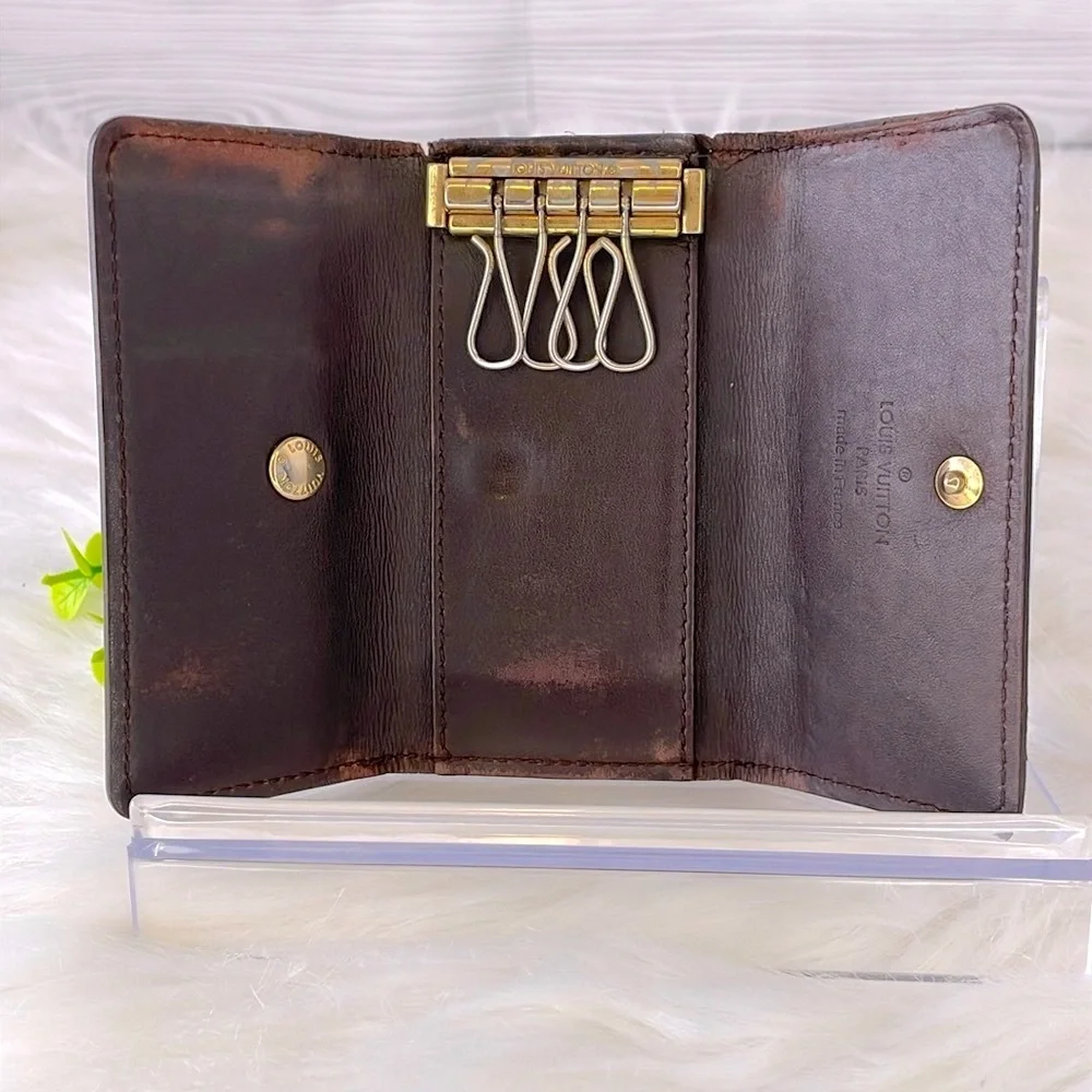 Louis Vuitton Vernis 4 Ring Key Holder‎